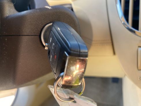 Used 2012 Buick LaCrosse Premium w/ Driver Confidence Package image 33