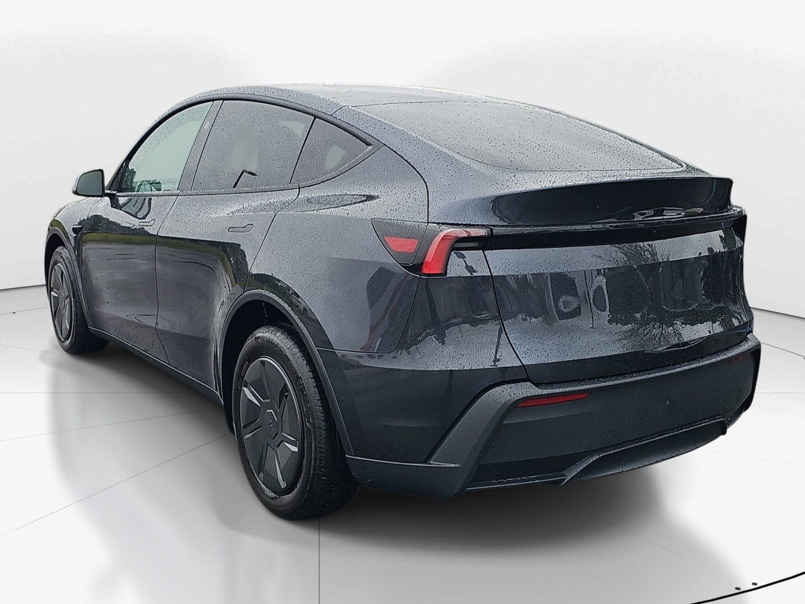 Used 2026 Tesla Model Y 2WD image 6