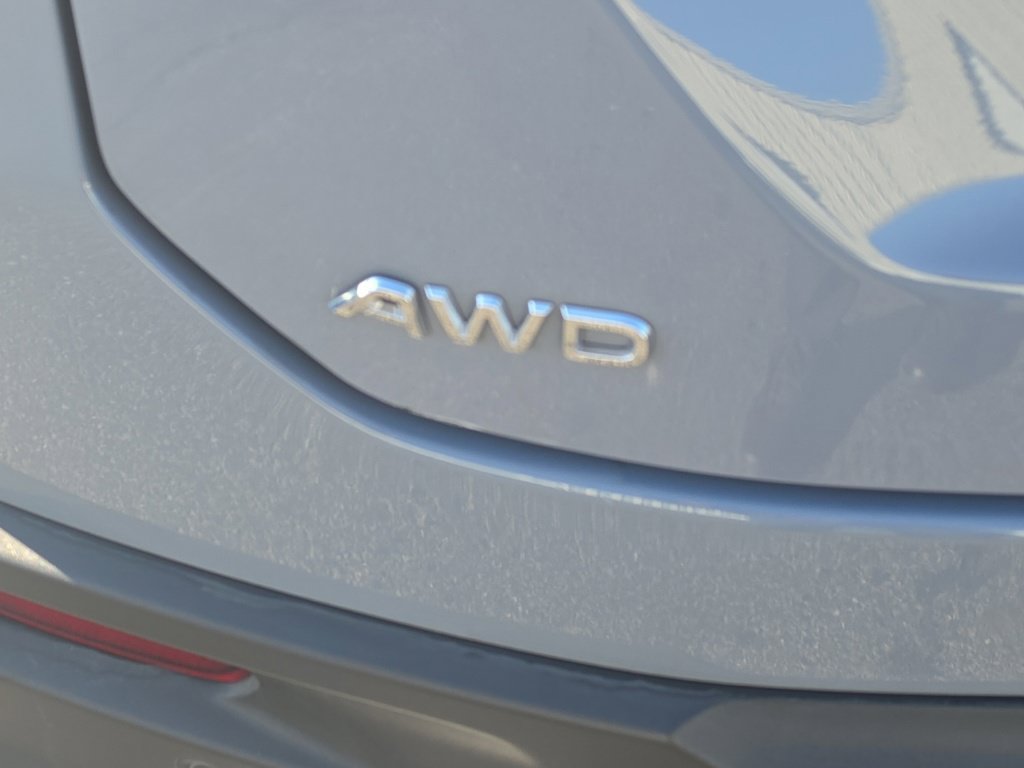Certified 2025 Honda Pilot Touring image 7