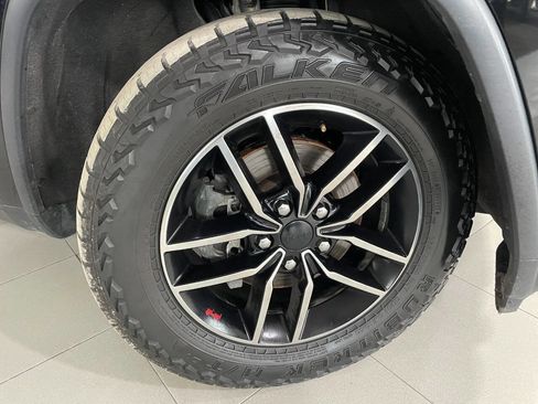 Used 2019 Jeep Grand Cherokee Trailhawk image 11