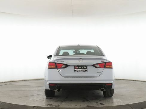 Used 2023 Nissan Altima 2.5 SR image 11