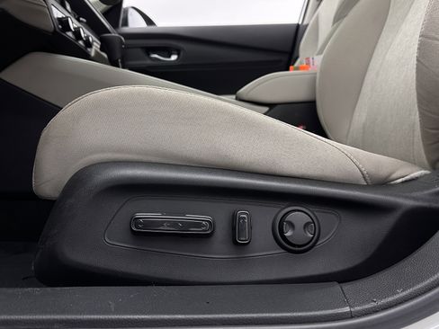 Used 2025 Honda Accord SE image 14