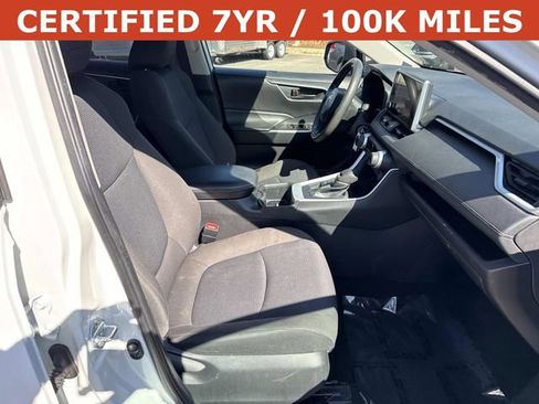 Used 2023 Toyota RAV4 LE image 9