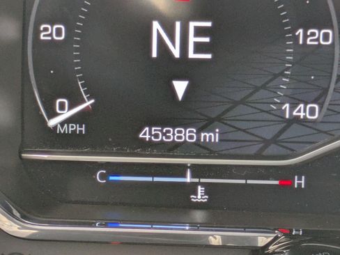 Used 2022 GMC Sierra 1500 Elevation w/ Elevation Premium Package image 19