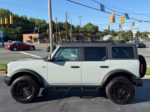 Used 2022 Ford Bronco Wildtrak AWD/4WD image 4