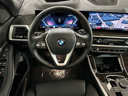 Used 2024 BMW X5 xDrive40i w/ Parking Assistance Package image 14