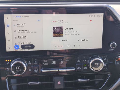 New 2026 Toyota Highlander Limited image 15