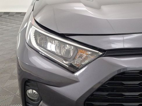Used 2020 Toyota RAV4 XLE image 27