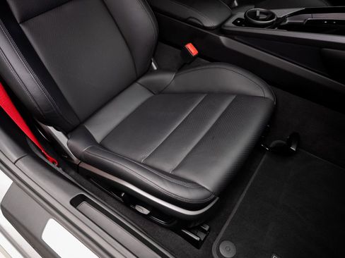 Used 2024 Porsche 911 Carrera image 62