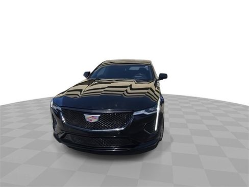 Used 2021 Cadillac CT4 V w/ Technology Package image 3