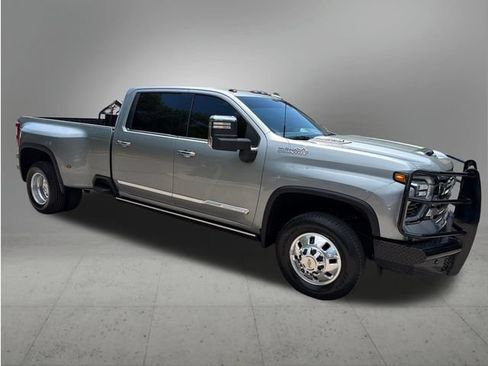 Used 2024 Chevrolet Silverado 3500 High Country w/ High Country Premium Package AWD/4WD image 7