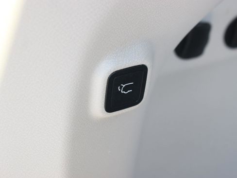 Used 2022 Jeep Cherokee Latitude Lux FWD image 12