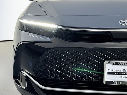 Used 2026 Toyota Crown Limited image 14