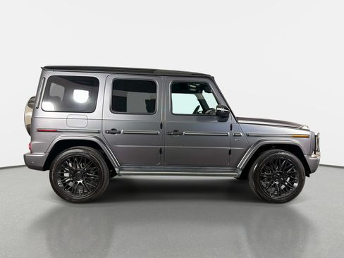 Used 2023 Mercedes-Benz G 550 image 2