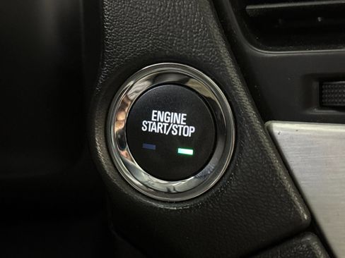 Used 2020 GMC Yukon SLT w/ Graphite Performance Edition image 37