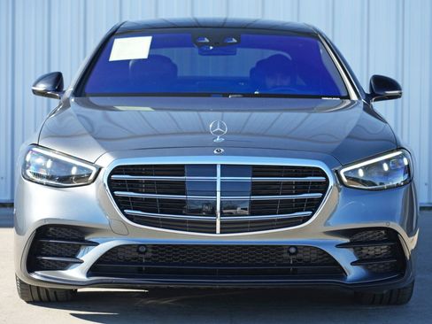 Used 2022 Mercedes-Benz S 500 4MATIC w/ AMG Line Package image 7