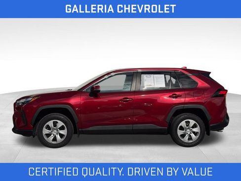 Used 2023 Toyota RAV4 LE AWD/4WD image 4