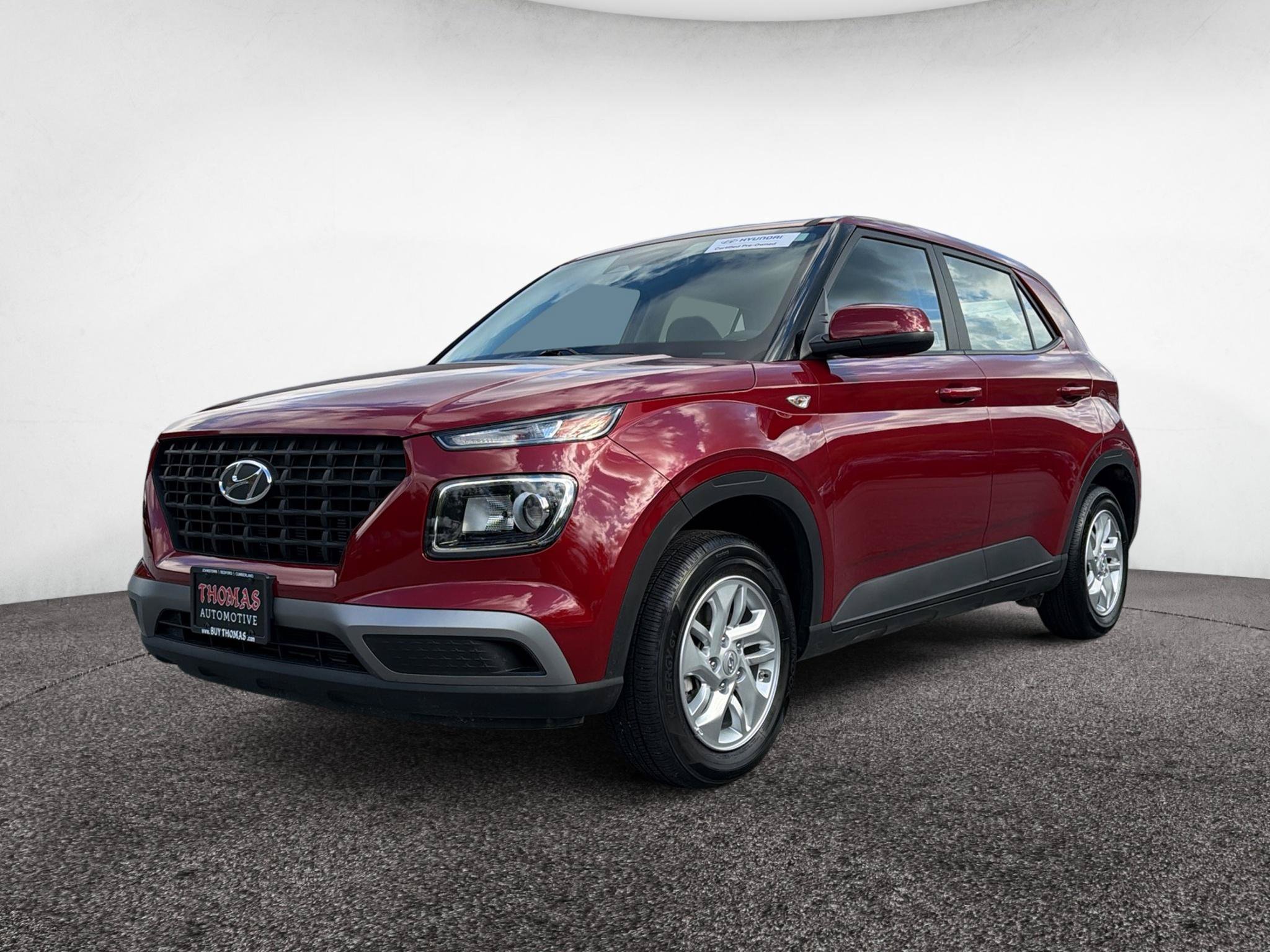 Certified 2025 Hyundai Venue SE FWD image 3