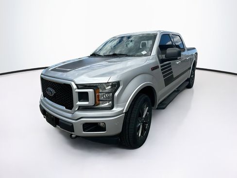 Used 2018 Ford F150 XLT w/ Equipment Group 302A Luxury AWD/4WD image 3