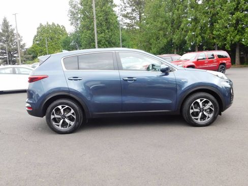 Used 2021 Kia Sportage LX AWD/4WD image 19