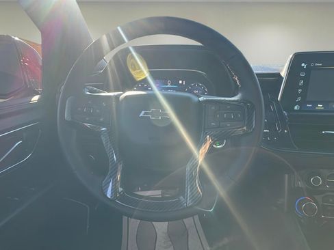 Used 2022 Chevrolet Suburban RST w/ Luxury Package image 11