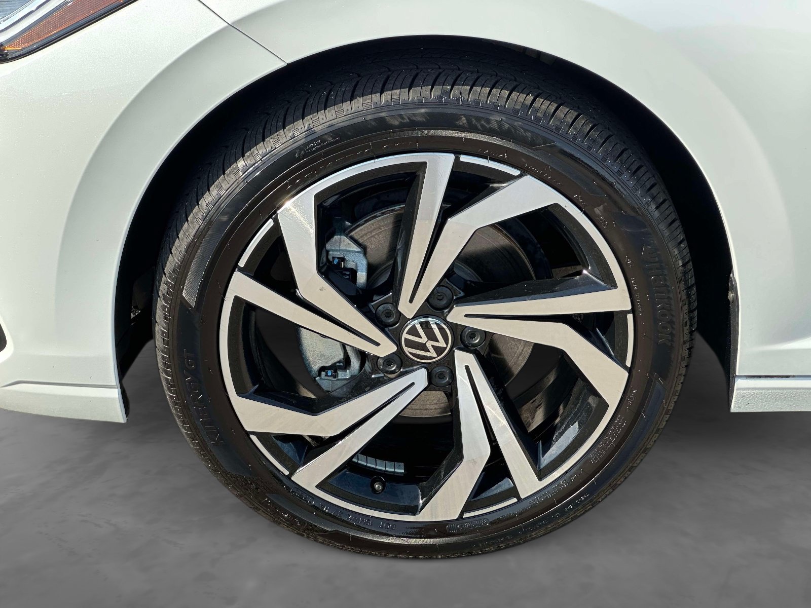 Certified 2026 Volkswagen Jetta SEL FWD image 7