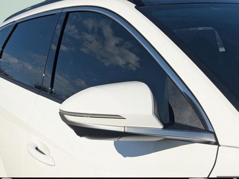 New 2026 Hyundai Tucson Limited FWD image 13