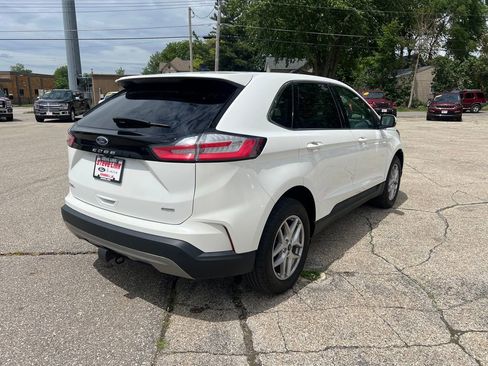 Used 2024 Ford Edge SEL w/ Convenience Package AWD/4WD image 6