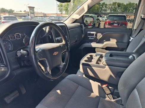Used 2018 Chevrolet Silverado 1500 LT w/ All Star Edition AWD/4WD image 7