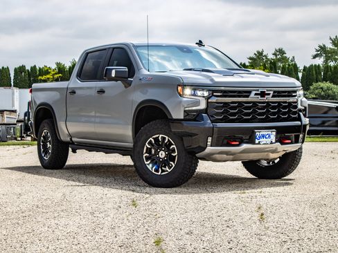 Used 2024 Chevrolet Silverado 1500 ZR2 AWD/4WD image 45