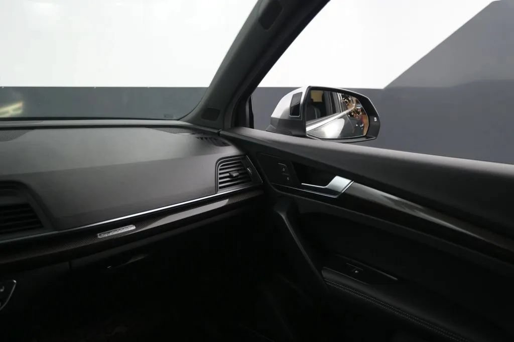Used 2019 Audi SQ5 Premium Plus w/ Premium Plus Package AWD/4WD image 34