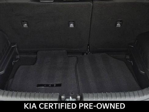 Certified 2025 Kia Soul LX w/ LX Technology Package FWD image 9