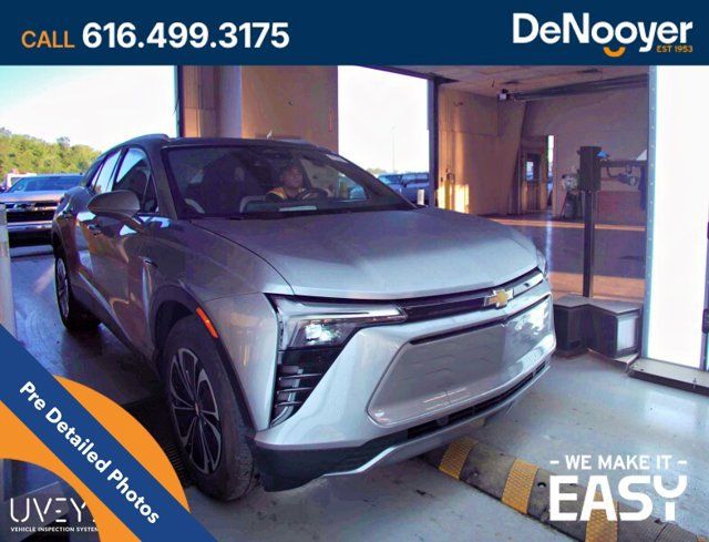 Used 2024 Chevrolet Blazer EV LT AWD/4WD image 4