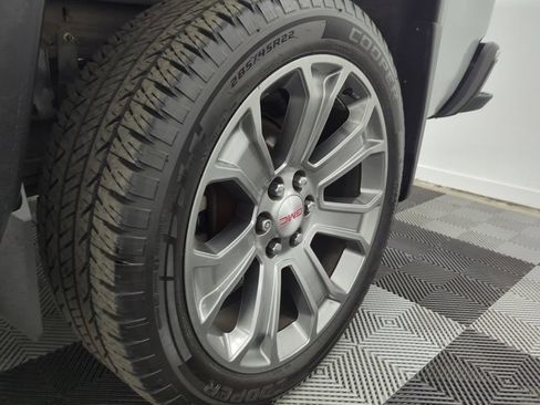 Used 2017 GMC Sierra 1500 Denali AWD/4WD image 33