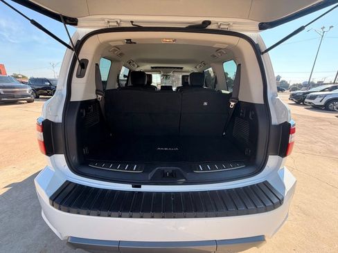 Certified 2022 Nissan Armada Platinum w/ Captain's Chairs Package AWD/4WD image 6