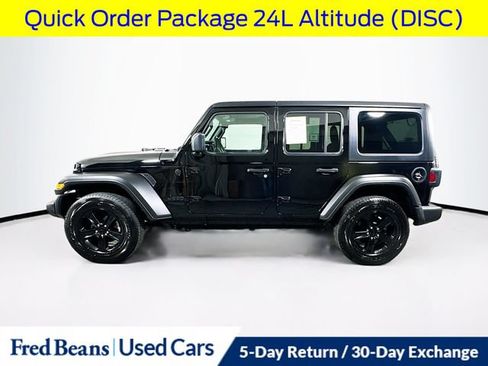 Used 2022 Jeep Wrangler Unlimited Sport AWD/4WD image 5