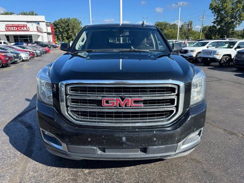 Used 2017 GMC Yukon SLE w/ SLE Value Package AWD/4WD image 8
