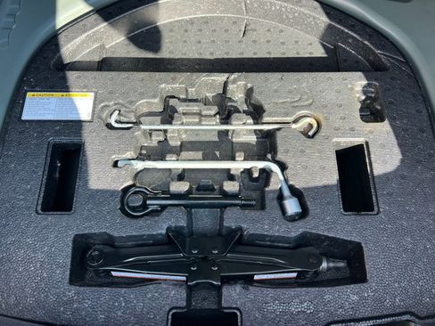 Used 2020 Toyota Corolla XSE image 19