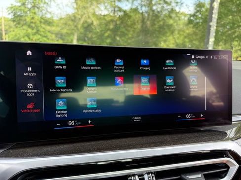 Used 2023 BMW 330e xDrive 330e xDrive w/ Premium Package image 31