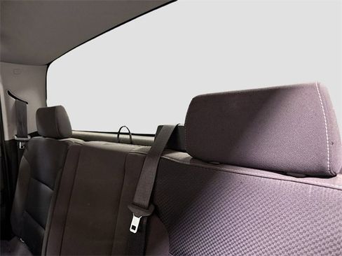 Used 2018 Chevrolet Silverado 1500 LT image 19