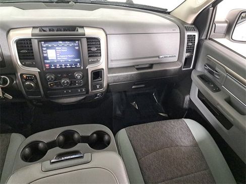 Used 2019 RAM 1500 Big Horn image 17