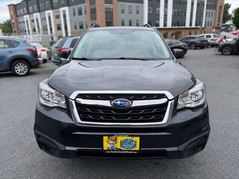 Used 2017 Subaru Forester 2.5i w/ Alloy Wheel Package AWD/4WD image 2