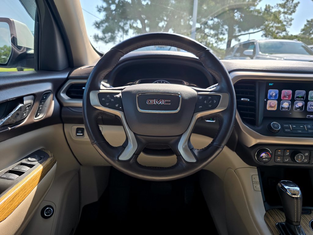 Certified 2017 GMC Acadia Denali w/ Technology Package FWD image 13