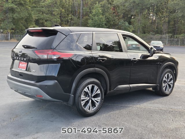 Used 2023 Nissan Rogue SV FWD image 5