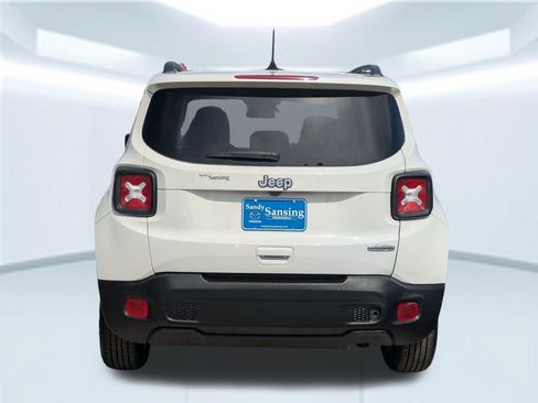 Used 2019 Jeep Renegade Latitude image 5