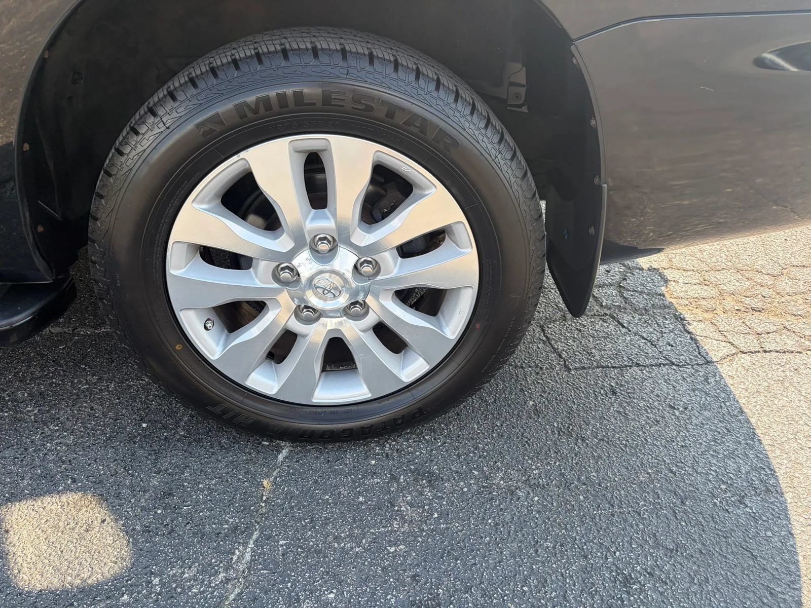Used 2015 Toyota Sequoia Platinum AWD/4WD image 12