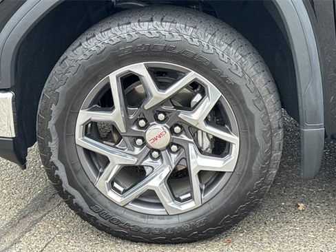 Used 2023 GMC Sierra 1500 SLT w/ SLT Premium Plus Package image 46