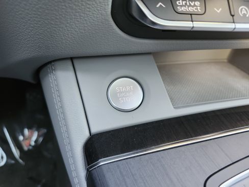 Used 2019 Audi Q5 2.0T Premium Plus w/ Premium Plus Package image 8