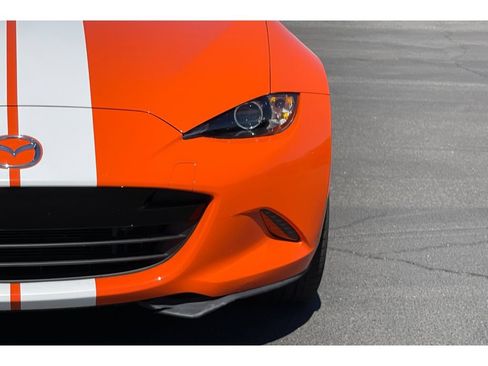 Used 2019 MAZDA MX-5 Miata 30th Anniversary RWD image 21