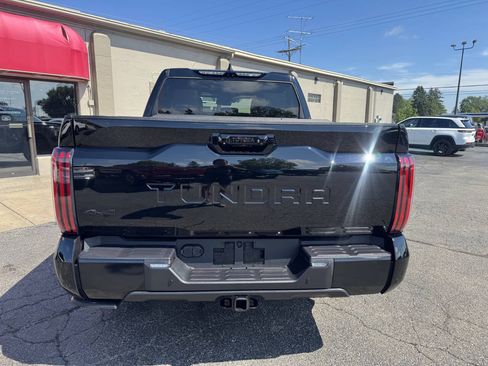 Used 2023 Toyota Tundra Platinum AWD/4WD image 3